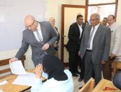 محافظ بنى سويف :انتظام امتحانات الشهادة الإعدادية داخل 310 لجنة