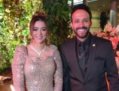 أحمد عصام وزوجته فى حفل زفاف ابنة حميد الشاعرى.. صور 