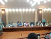 مجلس جامعة أسوان يناقش استعدادات الكليات للامتحانات.. صور