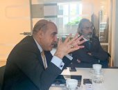 نائب رئيس المنطقة الاقتصادية للاستثمار يستعرض مساعي توطين صناعات الطاقة الخضراء