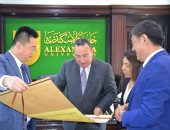 وفد جامعة تيانجين الصينية يزور جامعة الإسكندرية لبحث التعاون 