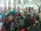 آلاف المصلين بمساجد الإسماعيلية يصلون على النبى عقب صلاة الجمعة 