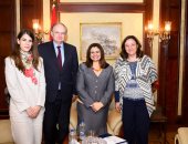 وزيرة الهجرة تستقبل سفير الاتحاد الأوروبى لبحث إنشاء مركز مصرى أوروبى