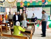 وكيل أزهر الإسكندرية يتفقد كنترول تصحيح امتحانات الشهادة الإعدادية