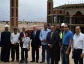 محافظ جنوب سيناء يتفقد الأعمال الإنشائية لمسجد الصديق بنويبع 