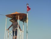 طقس ربيعى غير مستقر فى عروس البحر المتوسط.. أمطار خفيفة على مناطق متفرقة بالإسكندرية.. انخفاض ملحوظ بدرجات الحرارة.. و"السياحة والمصايف" ترفع الرايات الحمراء على الشواطئ وتحذر المصطافين من الشواطئ الغربية.. صور