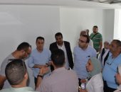 نائب محافظ الإسماعيلية يتابع مشروعات "حياة كريمة" فى القنطرة شرق.. صور