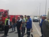 إصابة 5 أشخاص نتيجة تصادم سيارتين على طريق مصر الإسماعيلية