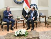 سفير التشيك يعرض رغبة شركات بلاده في الاستثمار بالتعدين والهيدروجين الأخضر في مصر
