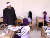 رئيس جامعة الأزهر يتفقد لجان امتحان الشهادة الثانوية الأزهرية فى يومها الأول