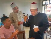 وكيل المعاهد الأزهرية للتعليم يتفقد 10 لجان لامتحانات الثانوية الأزهرية بالبحيرة