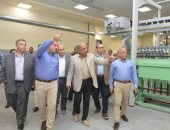 أخبار الاقتصاد المصرى.. تشغيل 3 مصانع غزل ونسيج جديدة العام المقبل