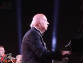 عمر خيرت يحيى حفلًا موسيقيًا فى دار الأوبرا الليلة
