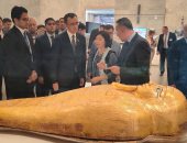 رئيس مجلس الشيوخ ببرلمان جمهورية كازاخستان والوزراء يزورون المتحف القومي للحضارة