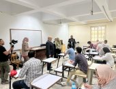 الخشت يتفقد لجان امتحانات نهاية العام ويوجه بمد الوقت 5 دقائق.. صور