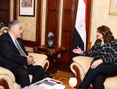 وزيرة الهجرة تستقبل خبيرا مصريا فى مجال البترول والآبار وإدارة المخلفات الصناعية