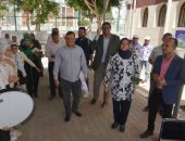 نائب محافظ سوهاج ووفد وزارة التخطيط يتفقدون قرية "أم دومة" بطما