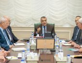 وزير الإنتاج الحربى يعقد أول اجتماع رسمى بمقر الوزارة بالعاصمة الإدارية 