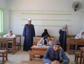مدير منطقة الإسماعيلية الأزهرية: امتحان الجبر والهندسة الفراغية دون شكاوى 
