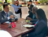 مساعد وزير الإسكان يلتقى نائبة وزير الإسكان الموزمبيقى لبحث سبل التعاون 