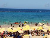 أمطار الصيف الحار.. ارتفاع نسبة الإشغال بشواطئ الإسكندرية لـ50 % لأول مرة منذ الربيع