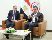 وزير الصحة يبحث مع سفير الاتحاد الأوروبى بمصر فرص التعاون بالقطاع الصحى