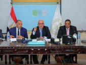 التعليم تضبط 3 حالات غش بامتحان الدين والتربية الوطنية للثانوية العامة