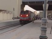 بدء دخول قطارات السكة الحديد لمحطة صعيد مصر.. صور 