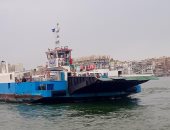 مرفق معديات بورسعيد يعمل بكامل طاقته رغم سوء الأحوال الجوية.. صور