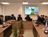 ‎وزير البيئة ببوركينا فاسو يبحث مع ممثلين عن شركات مصرية كبرى سبل التعاون