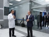 الرئيس السيسى يتفقد الوحدة الصحية ضمن "حياة كريمة" بقرية الأبعادية بالبحيرة  