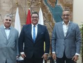 معهد إعداد القادة يبحث سبل تفعيل البروتوكول المبرم مع مركز جامعة بنها