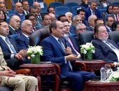 الرئيس السيسي: فرصة تشغيل المشروعات متاحة للجميع.. وكل الأماكن جاهزة للشغل