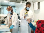 توقيع الكشف الطبي على 1840 حالة خلال قافلة علاجية بسمالوط في المنيا