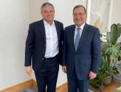 وزير البترول يبحث مع "بيكرهيوز العالمية" خطط خفض الكربون والحد من الانبعاثات