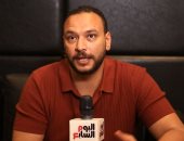 أحمد خالد صالح: سيد رجب مدرسة تمثيل وإضافة لأي فنان يقف أمامه