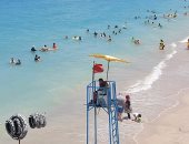 ارتفاع الأمواج فى بعض شواطئ الإسكندرية بعد انكسار الموجة الحارة