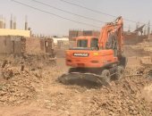إزالة 4 منازل آيلة للسقوط بقرية الشيخ والى بالوادى الجديد حرصا على حياة المواطنين