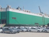 تفريغ 1524 سيارة لذوى الهمم بميناء غرب بورسعيد