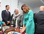 وزيرة الثقافة تُشارك باحتفالية "صندوق تحيا مصر" لدعم الأُسر الأولى بالرعاية