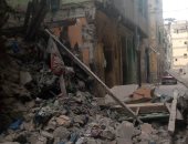سقوط أجزاء من عقار قديم بحى الجمرك في الإسكندرية دون إصابات