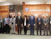 رئيس جامعة المنوفية يبحث سبل الارتقاء بجودة الخدمة الطبية بالمستشفيات الجامعية 