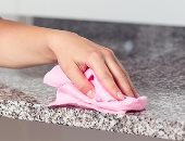 4 نصائح لإطالة عمر الرخام فى بيتك.. التنظيف المستمر بالطريقة الصحيحة مهم