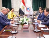 وزير الصحة ومحافظ القاهرة يبحثان إعادة إحياء "كبريتاج حلوان"