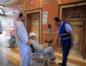 خلق مناخ مناسب للحجاج المصريين لأداء المناسك بسهولة ويسر هذا العام .. علماء دين يشرحون المناسك وأطباء يتابعون المرضى وشرطة نسائية تساعد الحالات الانسانية ..واستعدادات ضخمة بالمشاعر المقدسة وخطط لنقل المرضى