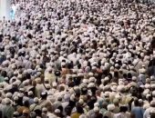 بدموع الفرح.. مئات الآلف من الحجاج يؤدون طواف القدوم بالمسجد الحرام (صور)