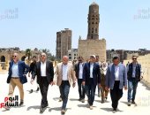 رئيس الوزراء يتابع العمل بعدد من قطاعات التطوير لإعادة إحياء القاهرة التاريخية