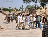 بيب جوارديولا يزور معابد الكرنك والأقصر خلال رحلته السياحية بمصر.. صور