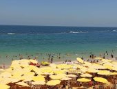 إقبال كبير على شواطئ الإسكندرية فى أول أيام عيد الأضحى.. نسبة الإشغال تتخطى 70% لأول مرة منذ بدء فصل الصيف.. "السياحة والمصايف" تحذر من  الإكراميات وتشدد على حسن معاملة الرواد.. وتؤكد: أسعار الشواطئ لم تتغير