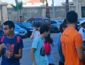 انتظام دخول طلاب الثانوية العامة بمطروح لأداء امتحان مادتي الفيزياء والتاريخ 